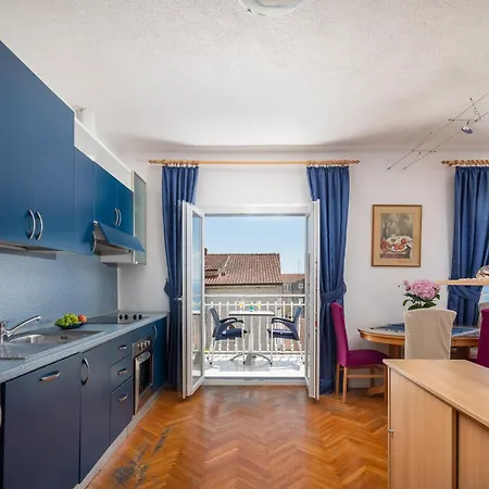 Magic Apartment