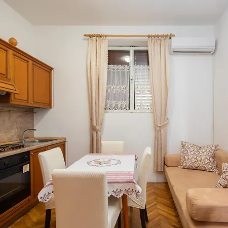 Apartment Magic
