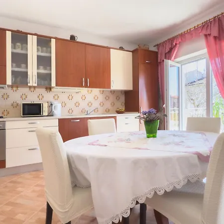 Magic شقة ماكارسكا